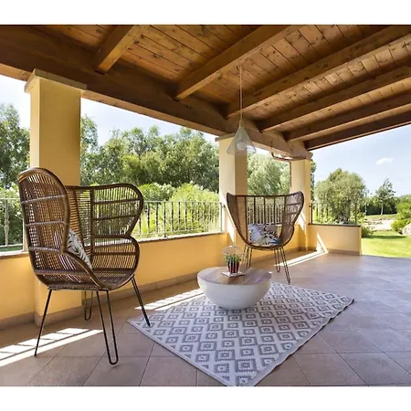 Villa Alghero, Serena With Swimming Pool For 810 People Casa Linari